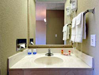 Howard Johnson Inn Pensacola Fl エクステリア 写真